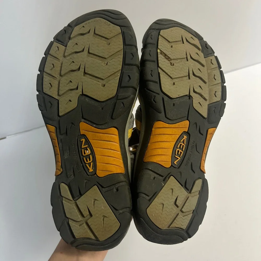 Keen Newport H2 Sandals Grey Yellow Mens 11 Hiking Water Shoes 1001924 Outdoor